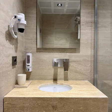 Abay Homes 아파트 *